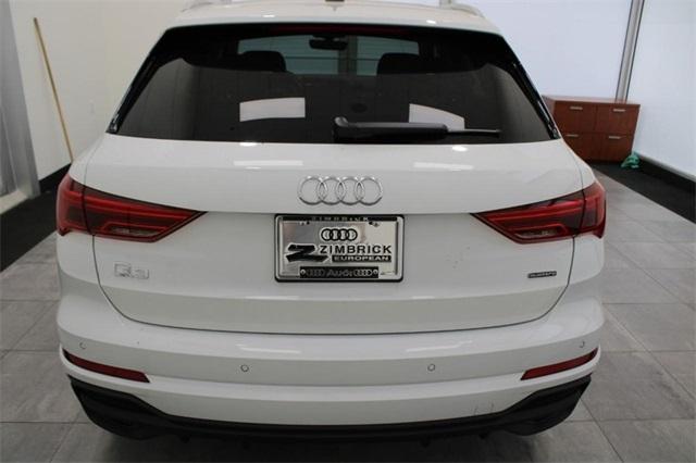 2024 audi q3 45 s line premium