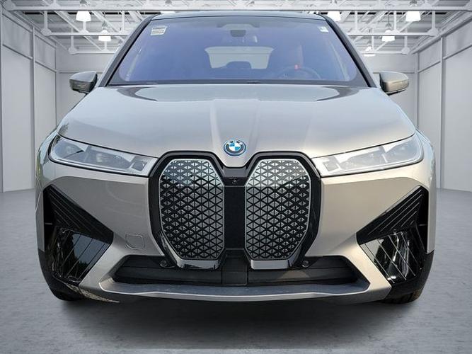 new 2025 bmw ix m60
