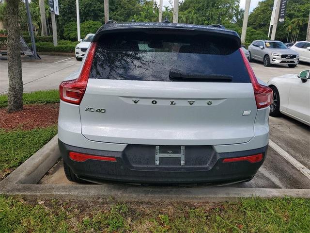 2021 volvo xc40 recharge pure electric p8