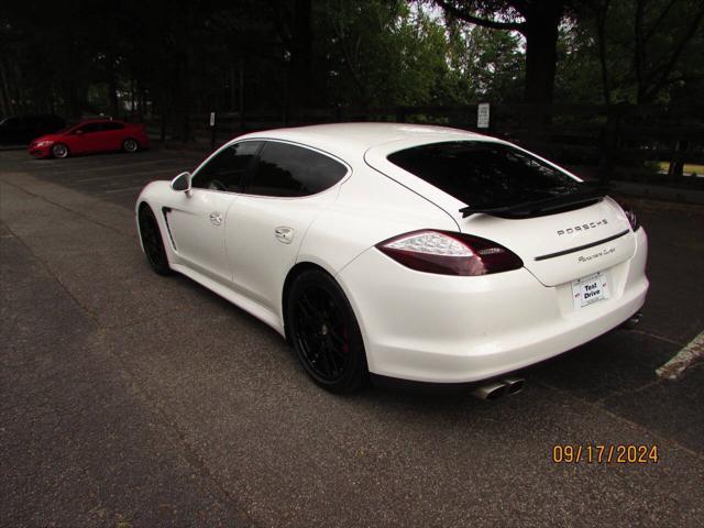 2011 porsche panamera turbo