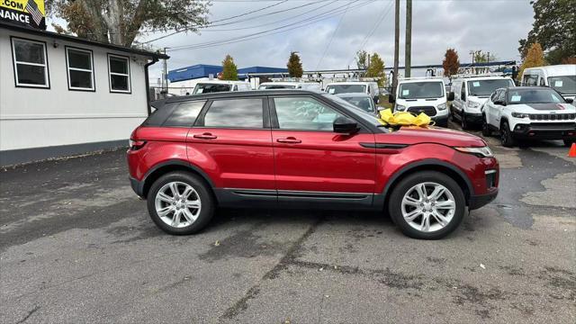 2018 land rover range rover evoque se