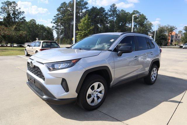 2021 toyota rav4 le