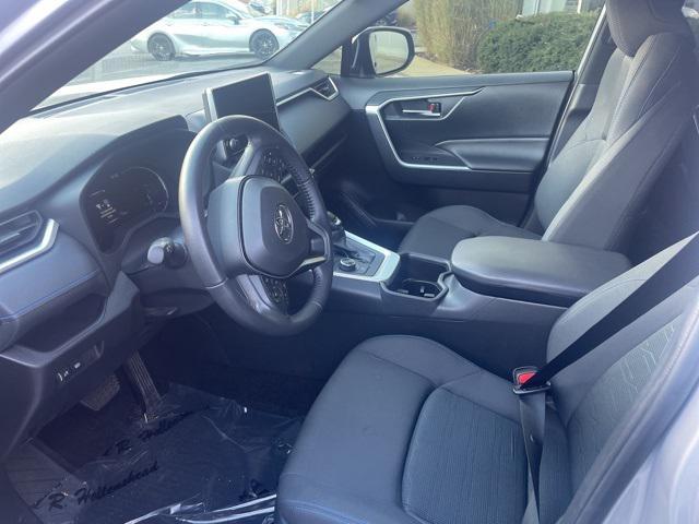 2024 toyota rav4 hybrid se
