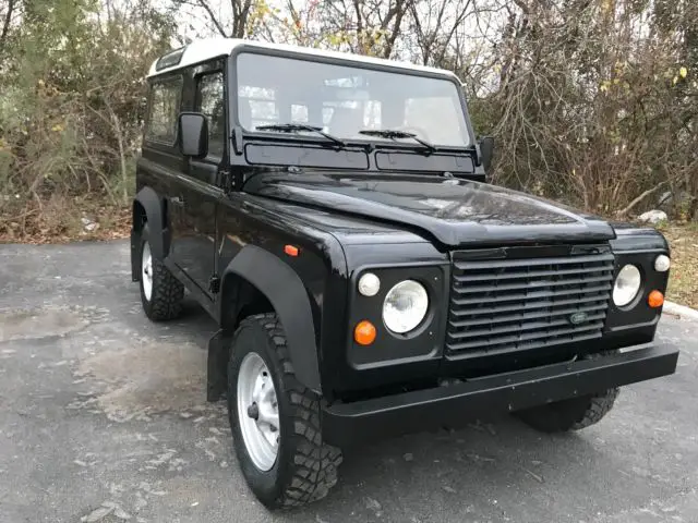 1992 land rover defender 90, restored, fresh coat of java black inside and out!!