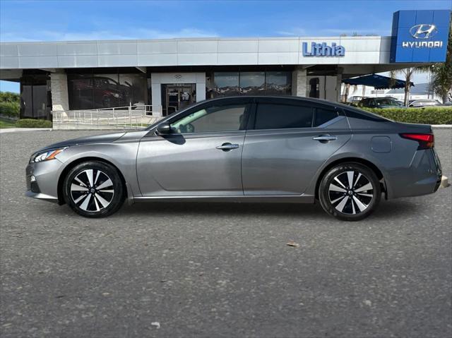 2022 nissan altima 2.5 sv