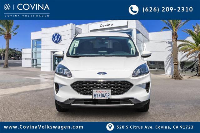 2021 ford escape se
