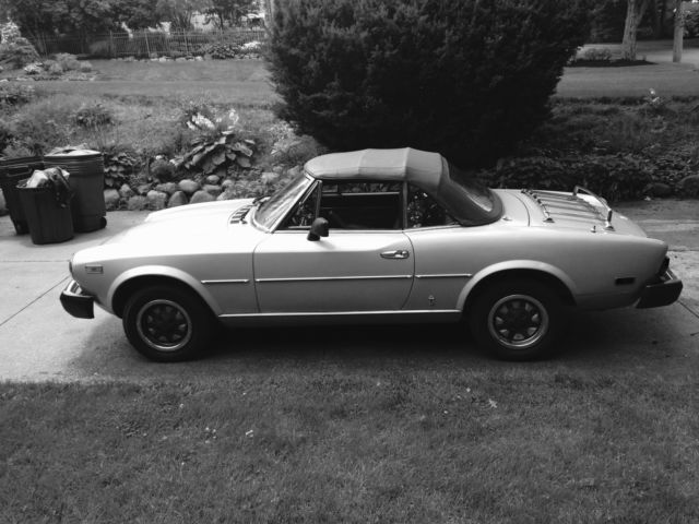 1980 fiat sports spider pininfarina 2000 fuel injected