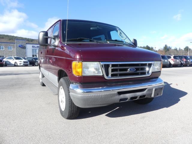 2005 ford e-series wagon e-350 sd chateau e-350 sd chateau 3dr passenger van for sale in keene, new hampshire