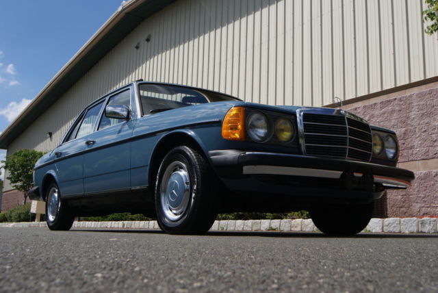 1983 mercedes 240d labrador blue exceptionally clean well documented manual/ac