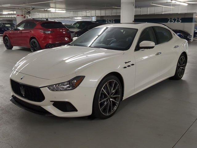 2022 maserati ghibli modena