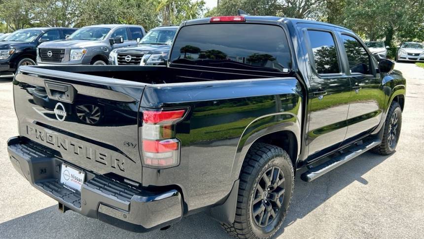 2023 nissan frontier sv