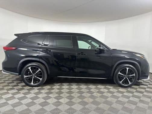 2022 toyota highlander xse 4dr all-wheel drive in evergreen, montana