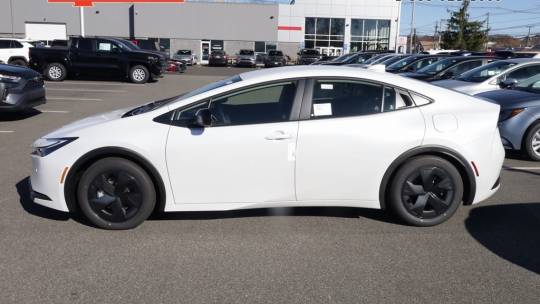 2024 Toyota Prius