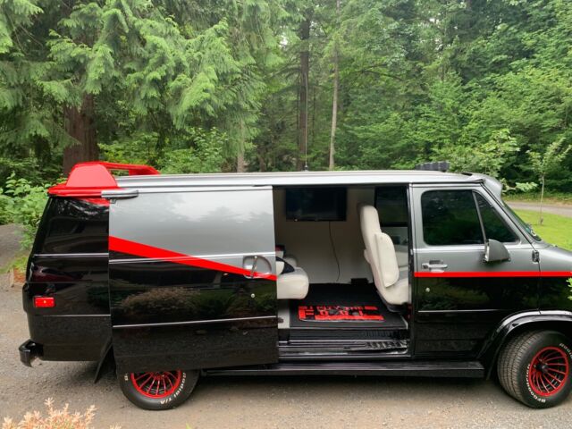 1994 chevrolet g10 van black