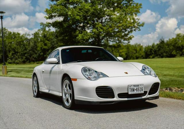 2004 porsche 911 carrera