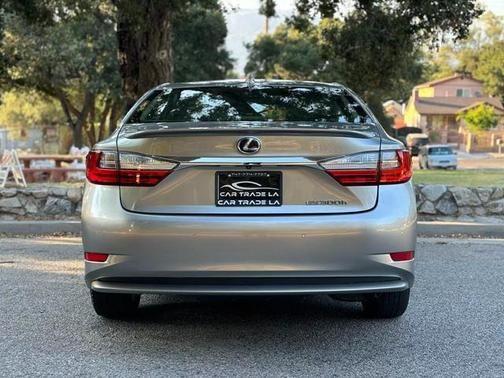 2017 lexus es 300h