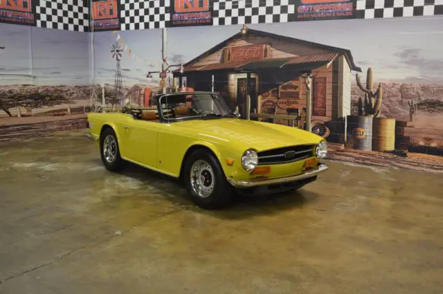 triumph tr-6 with over drive beautiful little car, original