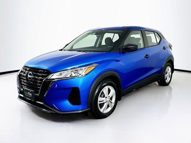 2023 nissan kicks s