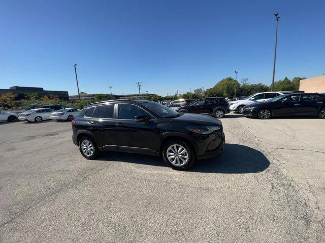 2023 toyota corolla cross le
