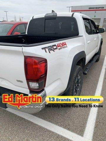 2018 toyota tacoma base