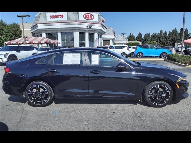 2022 kia k5 gt-line