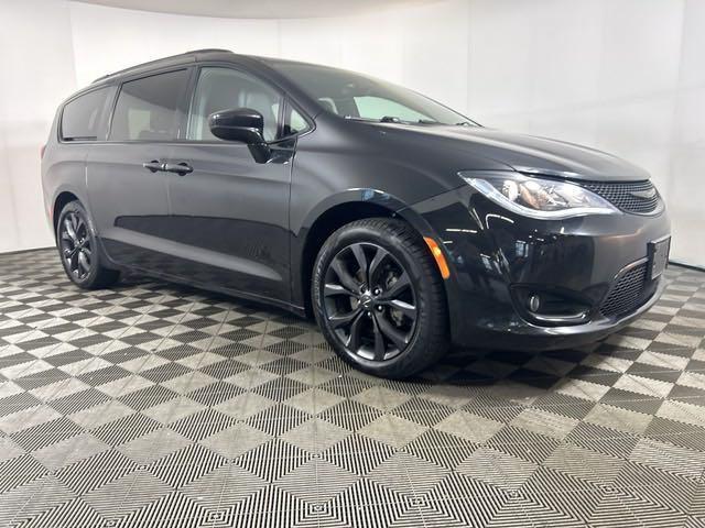 2018 chrysler pacifica touring plus