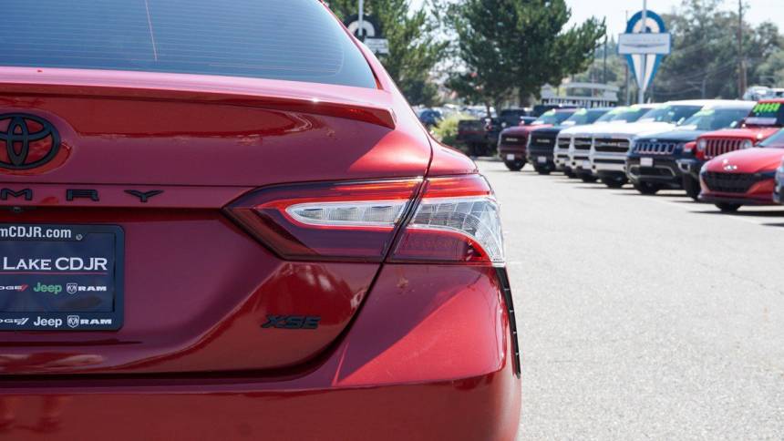 2020 toyota camry xse