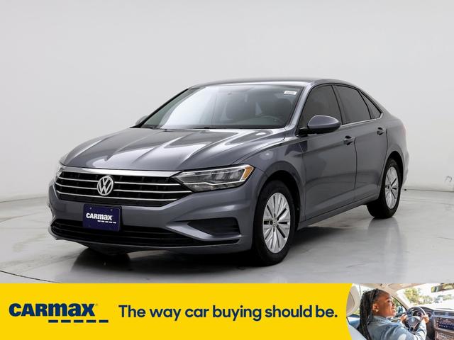 2019 volkswagen jetta r-line
