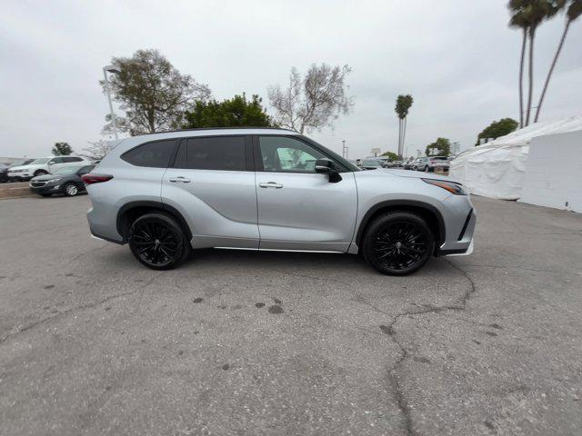 2024 toyota highlander xse