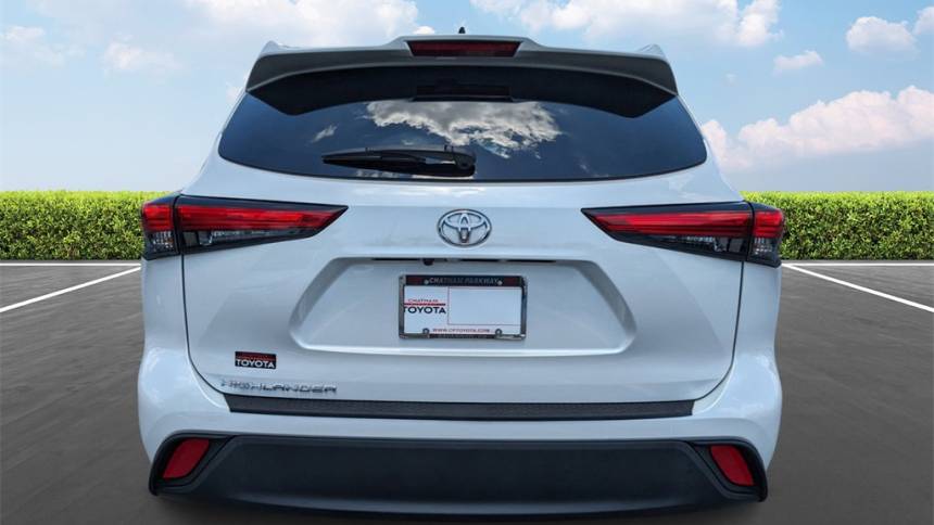 2022 toyota highlander l