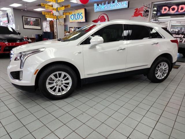 2018 cadillac xt5 base