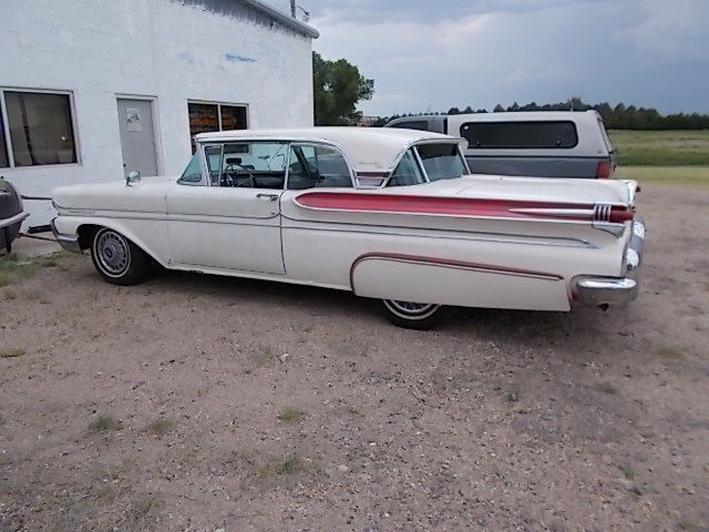 1958 mercury turnpike cruiser, 52000 orig miles, w. ks car