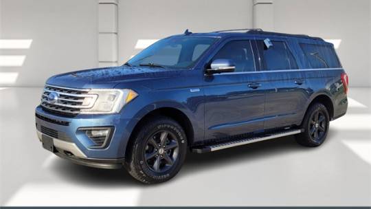 2020 ford expedition max xlt