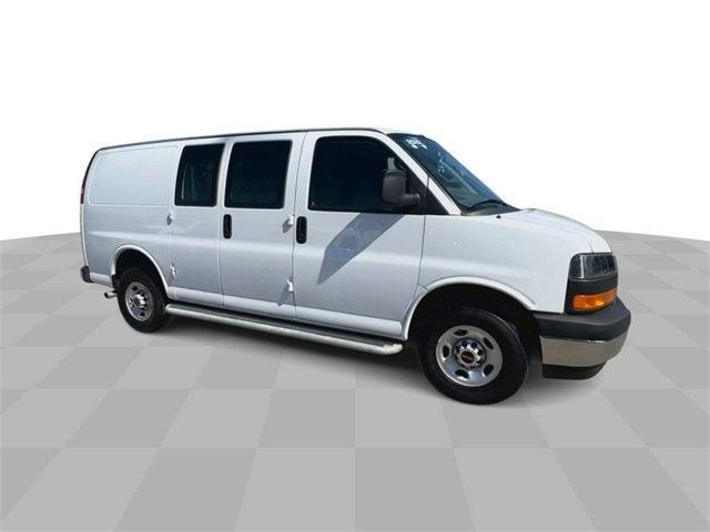 2022 gmc savana 2500 work van