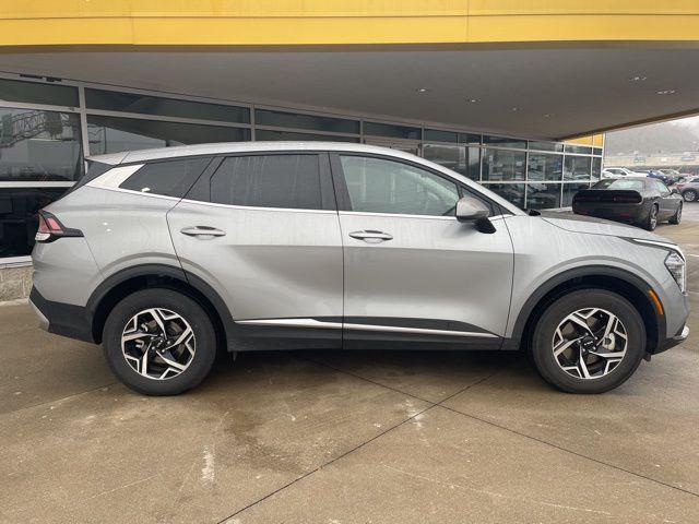 2024 kia sportage lx