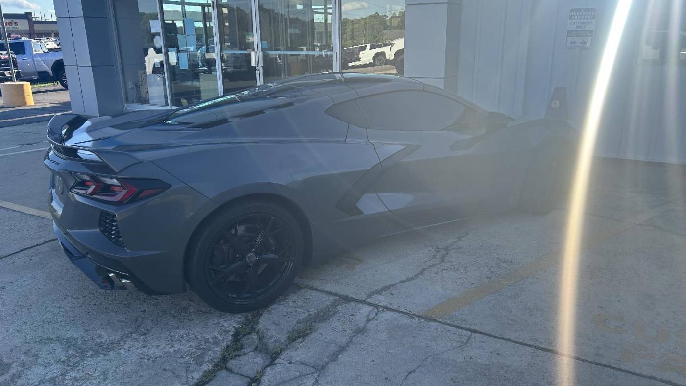 2021 chevrolet corvette stingray
