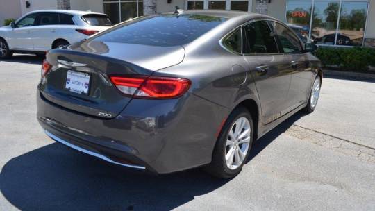 2016 Chrysler 200