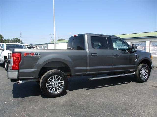 2017 ford f-250 lariat