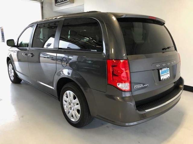 2020 dodge grand caravan se