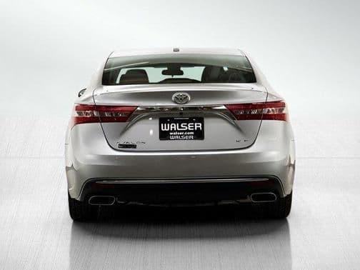 2018 toyota avalon xle in south saint paul, minnesota