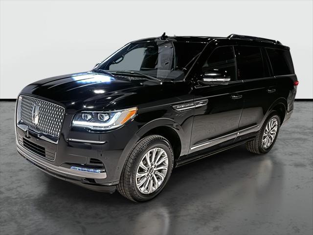 2022 lincoln navigator standard