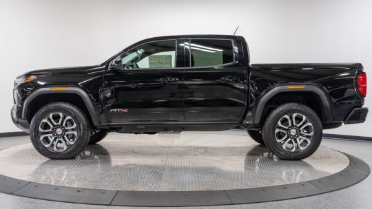 2024 GMC Canyon