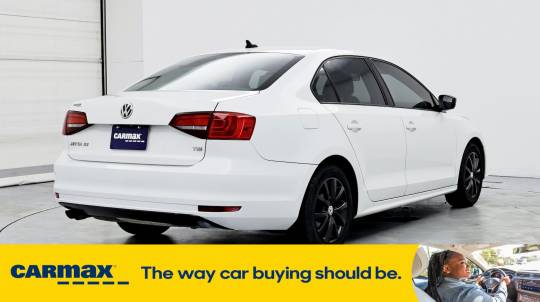 2016 Volkswagen Jetta