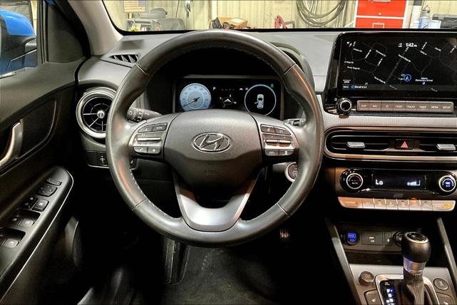 2022 hyundai kona limited