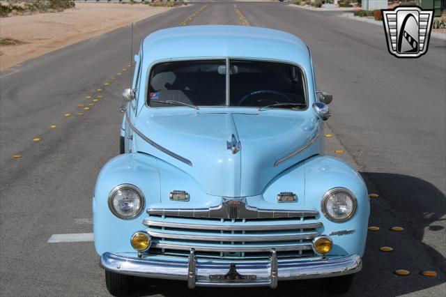 1947 ford deluxe base