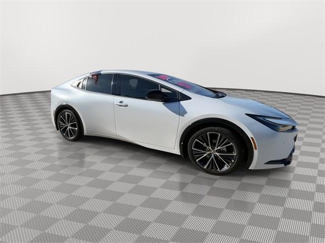 2024 toyota prius xle
