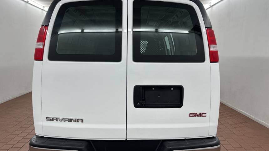 2021 gmc savana 2500
