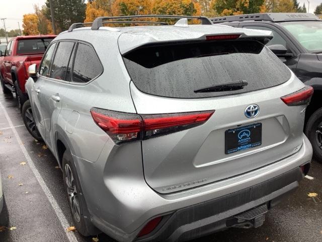 2020 toyota highlander hybrid xle