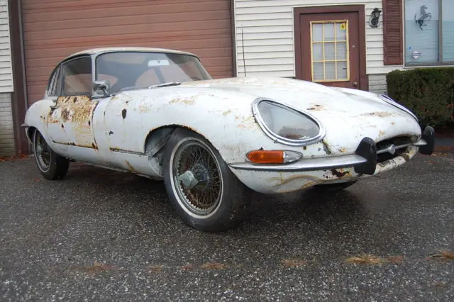 1967 jaguar xke series 1 e-type 2+2 coupe 4 speed. # match. very solid project