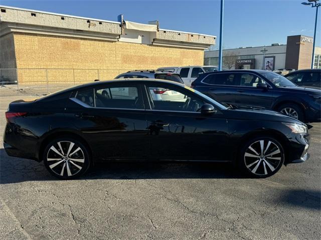 2020 nissan altima 2.5 sr